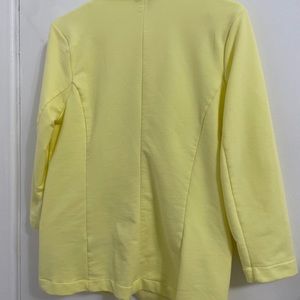Yellow blazer